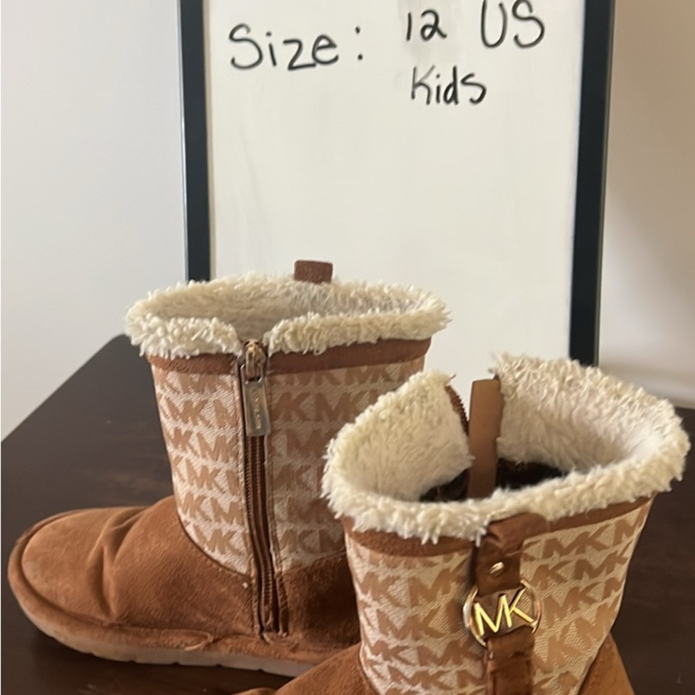 Michael Kors Tan Winter Boots with Sherpa Lining